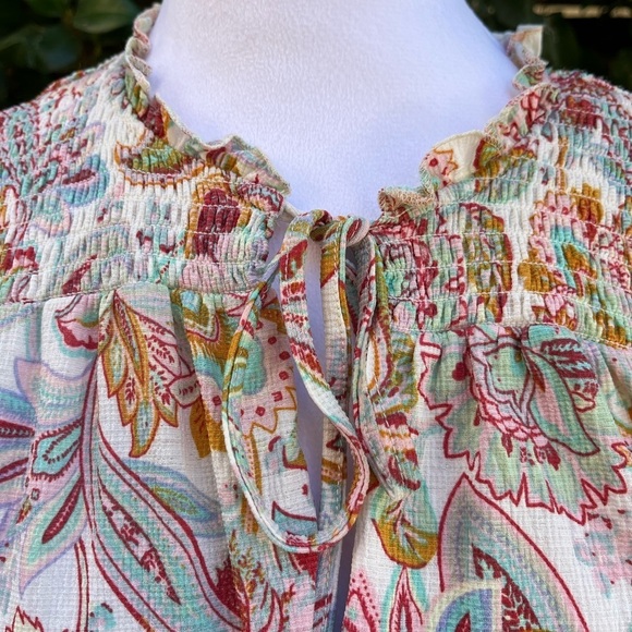 Melloday NWT Boho Short Sleeve Small Smocked Top Size Small - Picture 2 of 6